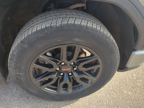 Used 2024 GMC Sierra 1500 Elevation image 7