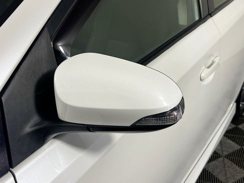 Used 2018 Toyota Corolla iM image 12