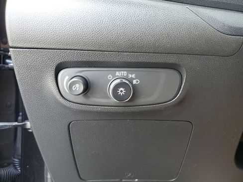 Used 2025 Buick Encore GX Preferred image 28