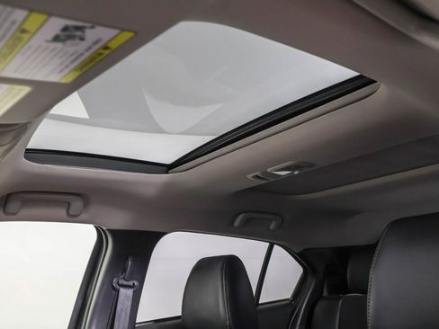 Used 2024 Mitsubishi Eclipse Cross SE image 31