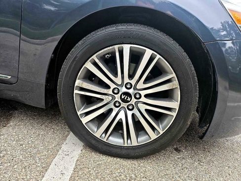 Used 2014 Kia Cadenza Premium image 32