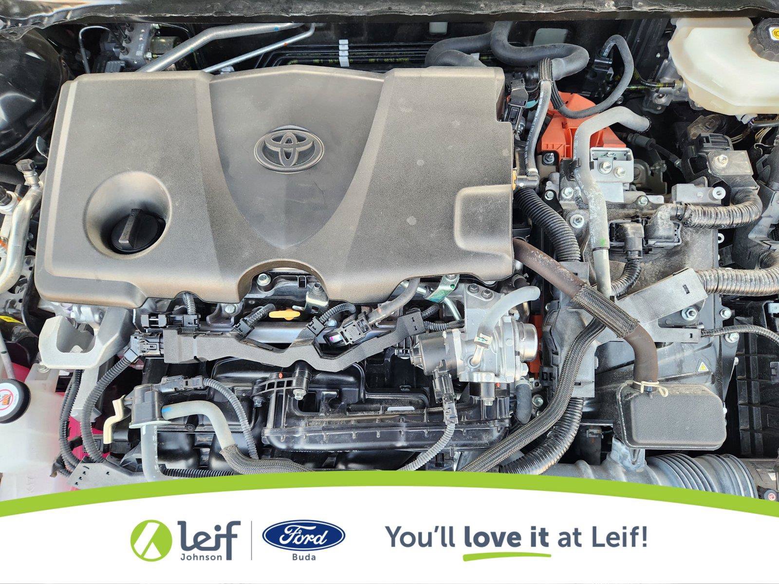 Used 2025 Toyota Camry SE w/ Convenience Package FWD image 21