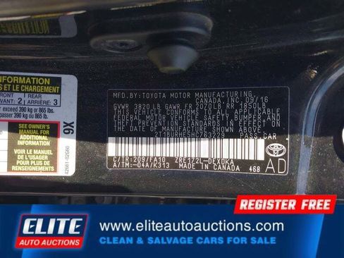 Used 2017 Toyota Corolla L image 18