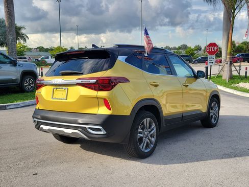 Used 2023 Kia Seltos S FWD image 5