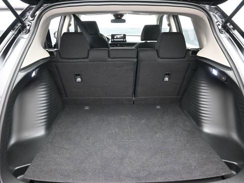 Used 2023 Honda HR-V LX image 14