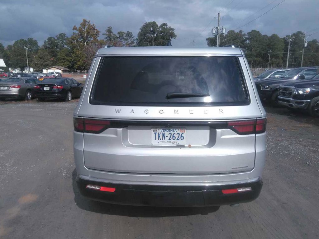 Used 2024 Jeep Wagoneer Series II w/ Flexible Seating Group AWD/4WD image 4