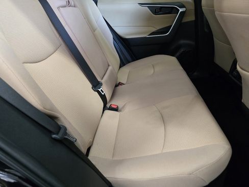 Certified 2023 Toyota RAV4 LE AWD/4WD image 19