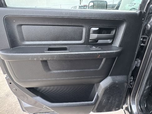 Used 2022 RAM 3500 Tradesman w/ Chrome Appearance Group image 15