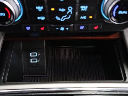 Used 2017 Ford F250 King Ranch w/ King Ranch Ultimate Package AWD/4WD image 80