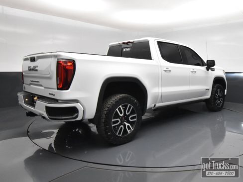 Used 2023 GMC Sierra 1500 AT4 w/ Technology Package AWD/4WD image 49