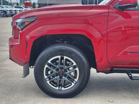 Certified 2026 Toyota Tacoma TRD Sport AWD/4WD image 8