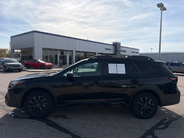 Used 2024 Subaru Outback Onyx Edition AWD/4WD image 4
