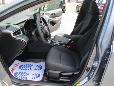 Used 2022 Toyota Corolla LE image 10