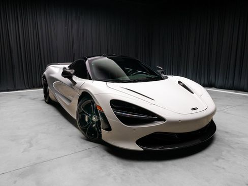 Used 2019 McLaren 720S Performance image 9