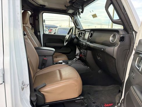 Used 2023 Jeep Wrangler Unlimited Rubicon 4xe w/ Steel Bumper Group image 16