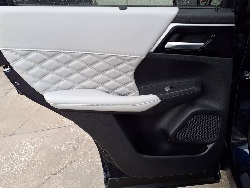Used 2024 Mitsubishi Outlander SEL FWD image 17