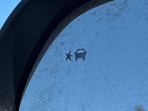 Used 2026 Chevrolet Equinox LT image 37