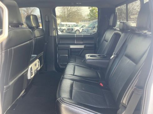 Used 2021 Ford F250 Lariat w/ Lariat Ultimate Package AWD/4WD image 16