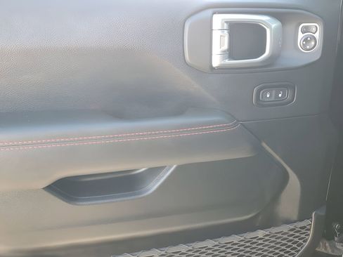 Used 2021 Jeep Wrangler Rubicon image 42