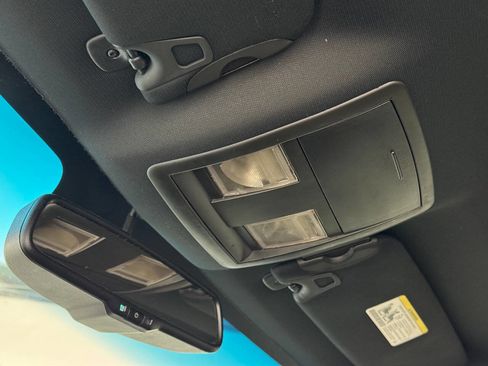 Used 2013 Dodge Challenger R/T image 42