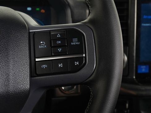 Used 2025 Ford F150 Lariat w/ Equipment Group 501A Mid image 21