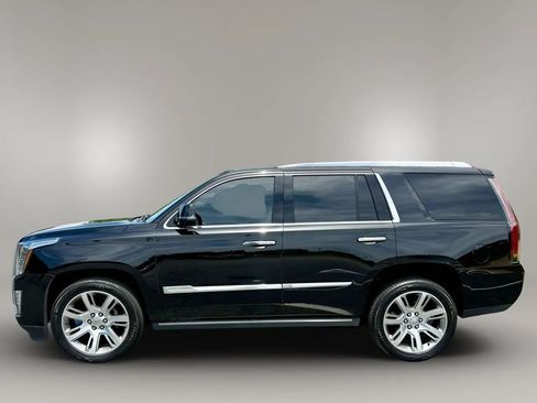 Used 2015 Cadillac Escalade Premium AWD/4WD image 2