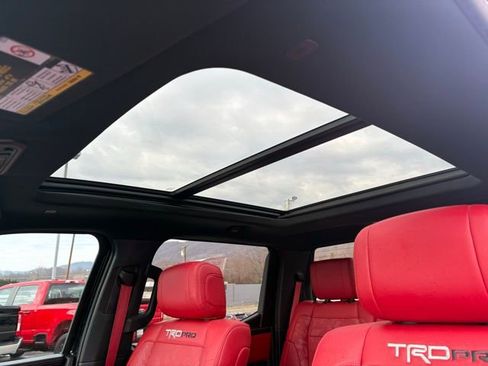 Used 2024 Toyota Tundra Limited image 28