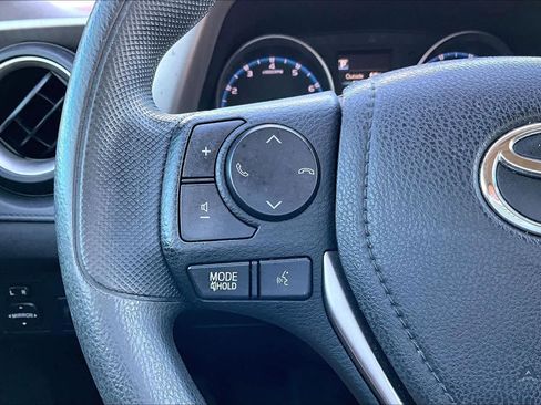 Used 2017 Toyota RAV4 LE image 23