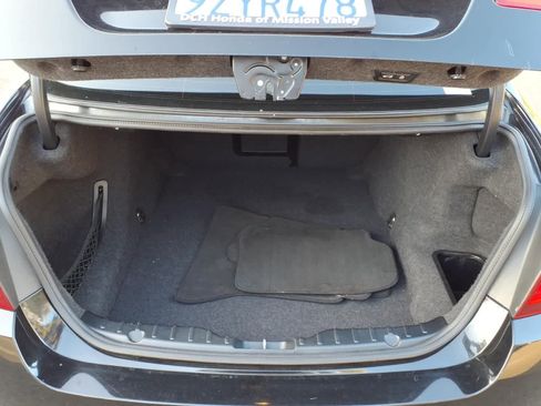 Used 2013 BMW 528i Sedan RWD image 6