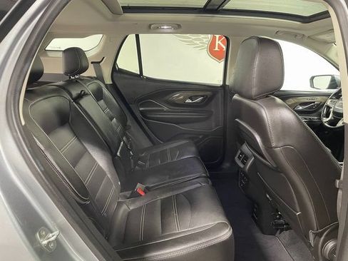 Used 2023 GMC Terrain Denali w/ Denali Premium Package AWD/4WD image 25