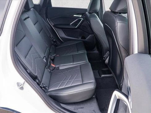 New 2027 BMW X1 xDrive28i AWD/4WD image 22