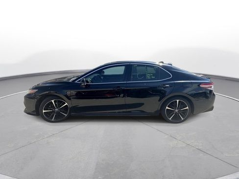 Used 2018 Toyota Camry XSE w/ Audio Package FWD image 9