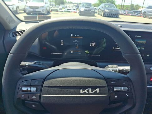 New 2026 Kia K4 EX FWD image 13