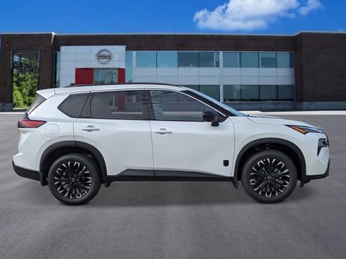 New 2026 Nissan Rogue SV FWD image 6