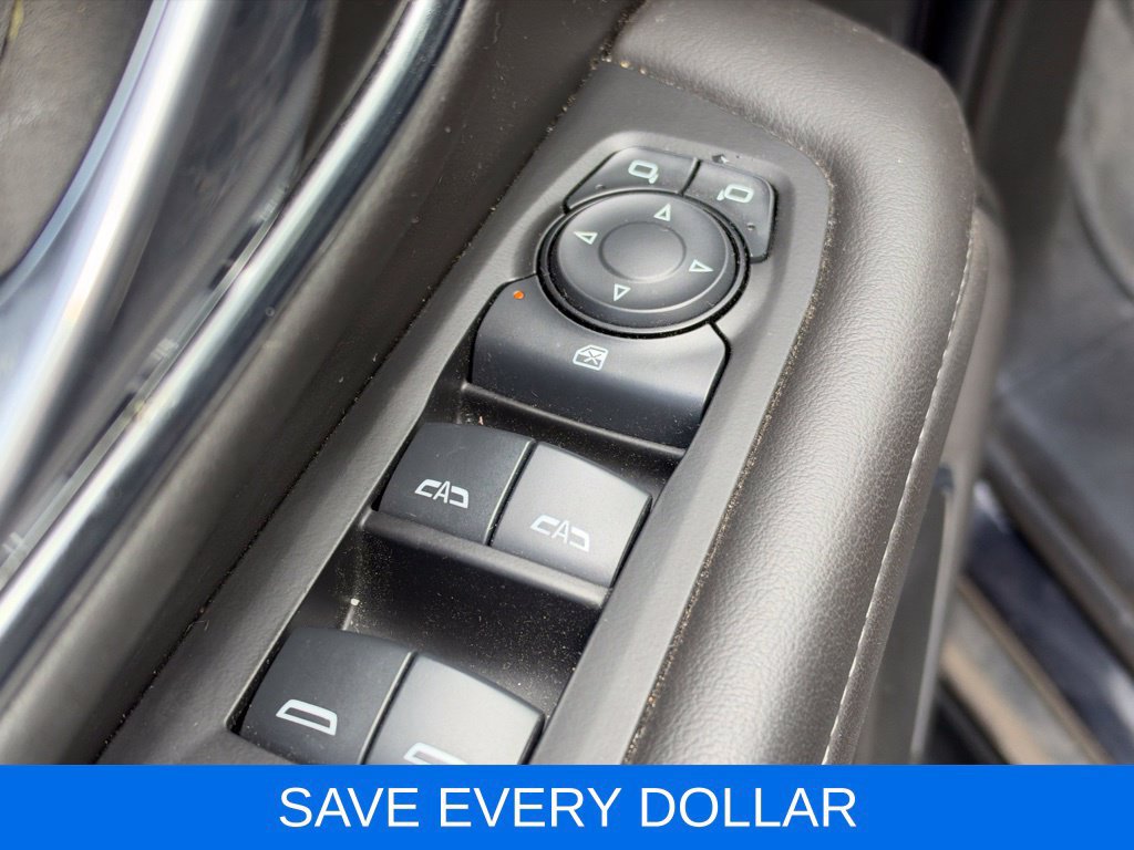 Used 2024 GMC Yukon SLE w/ LPO, Floor Liner Package RWD image 8
