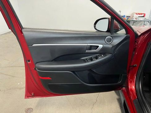 Used 2025 Hyundai Sonata SEL FWD image 24