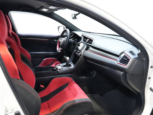 Used 2018 Honda Civic Type R image 33