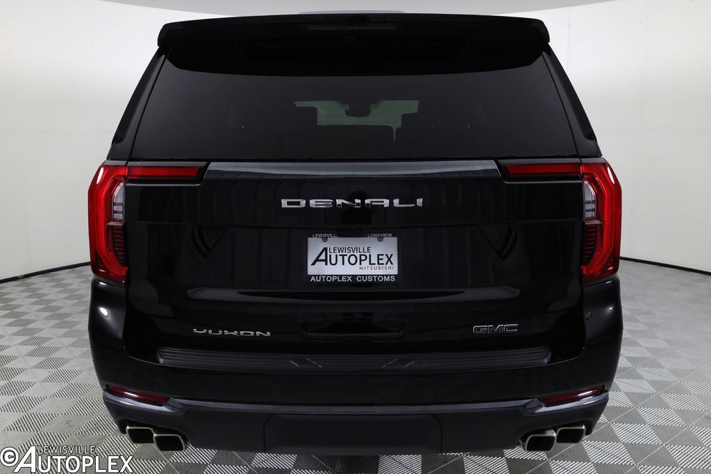Used 2026 GMC Yukon Denali Ultimate w/ LPO, Floor Liner Package AWD/4WD image 6