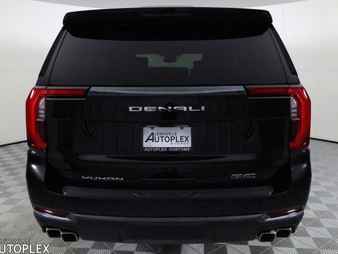 Used 2026 GMC Yukon Denali Ultimate w/ LPO, Floor Liner Package AWD/4WD image 6