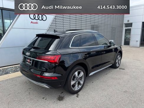 Used 2023 Audi Q5 2.0T Premium w/ Convenience Package image 4