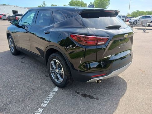 Used 2023 Chevrolet Blazer LT w/ Driver Confidence Package AWD/4WD image 3