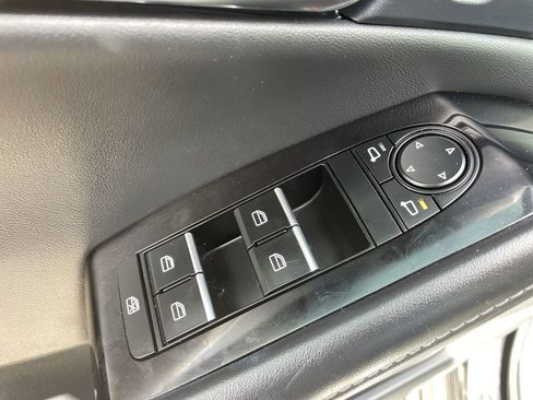 Used 2025 MAZDA CX-30 AWD 2.5 S w/ Preferred Package image 17