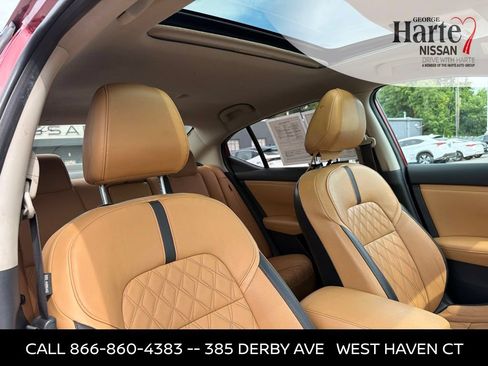 Used 2020 Nissan Sentra SV w/ SV Premium Package FWD image 30