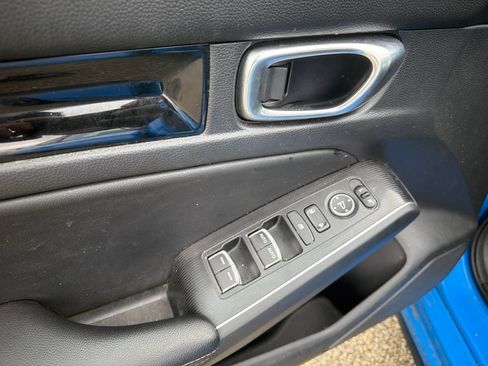 Used 2022 Honda Civic Sport Touring image 13