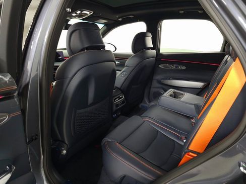 New 2026 Genesis GV70 2.5T Sport Prestige AWD/4WD image 31