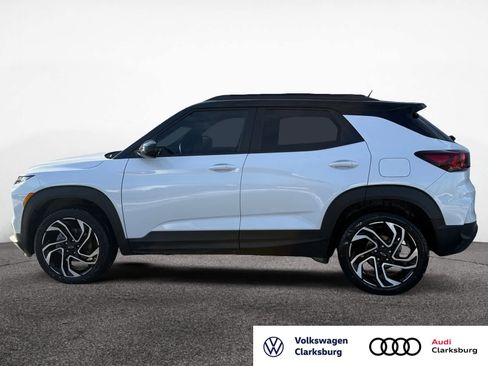 Used 2025 Chevrolet TrailBlazer RS w/ Convenience Package image 2