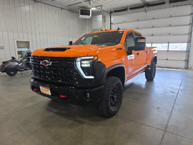 Used 2026 Chevrolet Silverado 2500 ZR2 AWD/4WD image 4