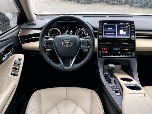 Used 2021 Toyota Avalon XLE w/ Carpet Mat Package (TMS) image 5