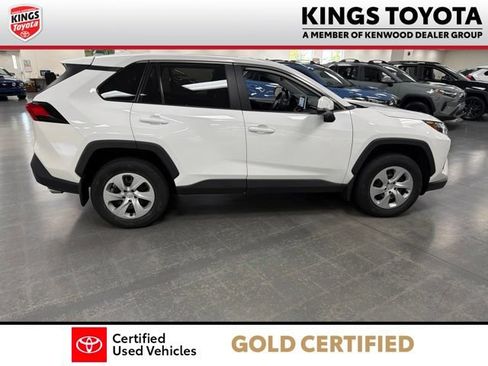 Certified 2024 Toyota RAV4 LE AWD/4WD image 9