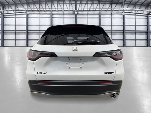 New 2026 Honda HR-V Sport image 4